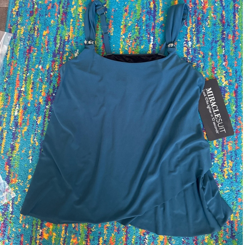 NWT Miraclesuit Dazzle Tankini Top Nova Green Underwire Draped Swimwear Womens 8